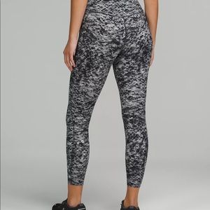 Lululemon Base Pace Leggings Sz 4 25”